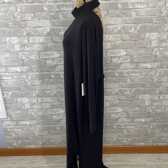 Eloquii Black Mocneck Open Back Maxi Dress - Picture 4 of 9
